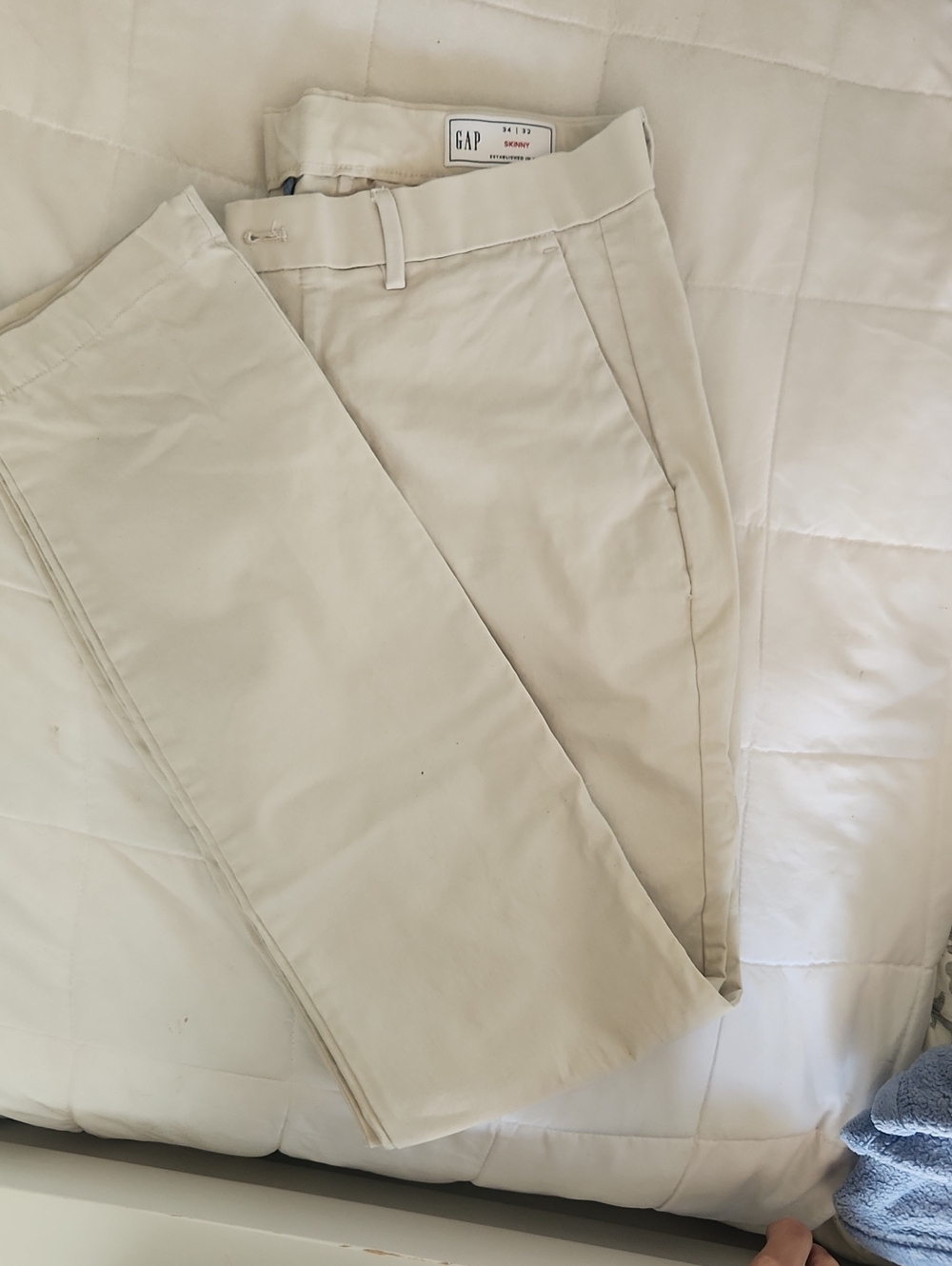 GAP Men's Light Cream Skinny Pants